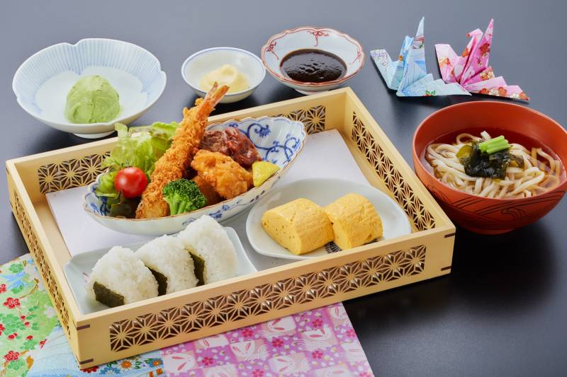 予約制やお子様のご入店を一部緩和しました